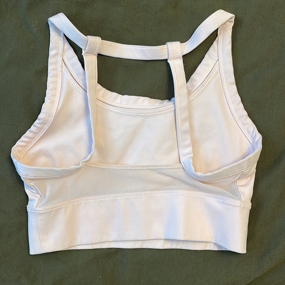 Nike sports bra - Picture 2 of 3